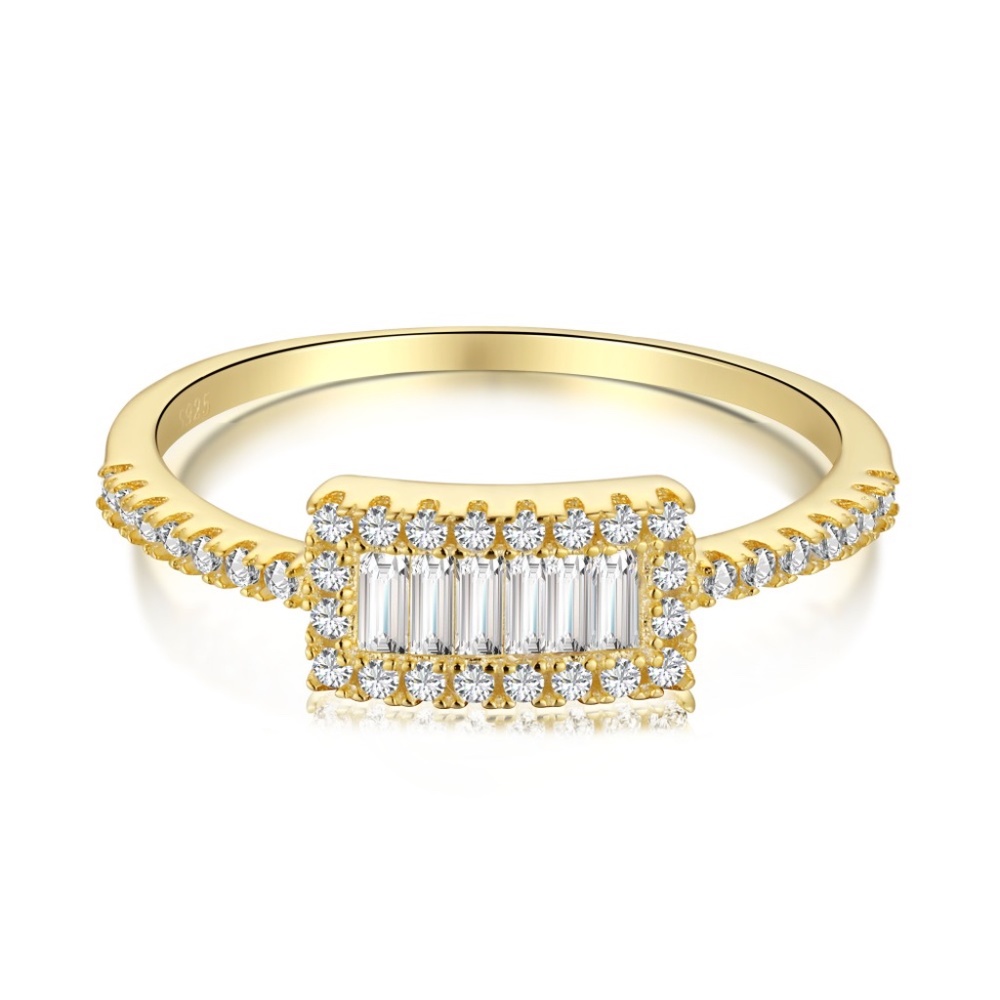 Only ONE Gorgeous Elegant Gold Plated Ring Sz 7